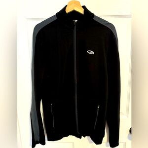 Men’s Icebreaker Merino wool full zip sweater, size XL